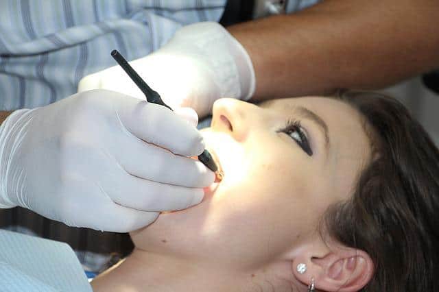 teeth cleaning 1514692 640